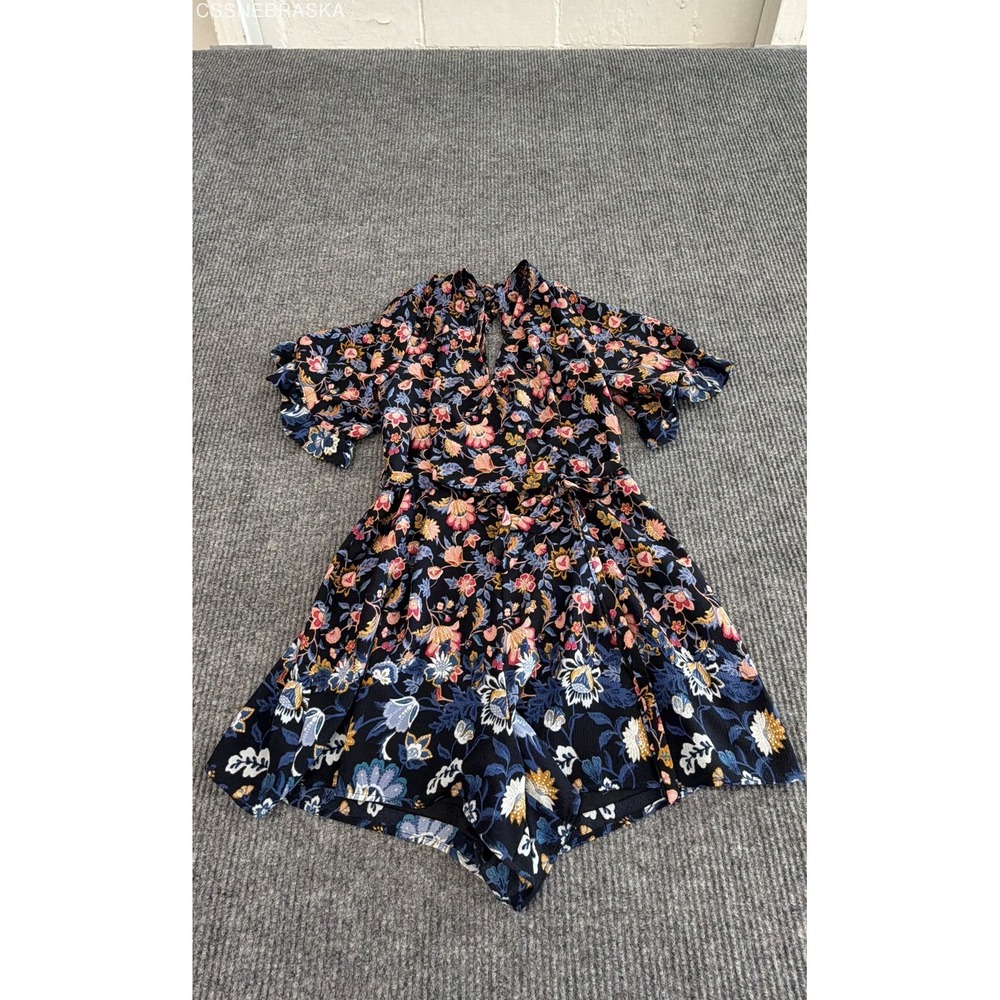 Trixxi Women's Black Floral V-Neck Flutter Sleeve Skort Romper Sz M